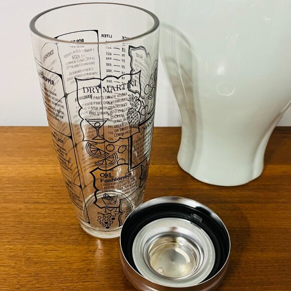Vintage 1960s Irvinware XL Cocktail Shaker with Drink Recipes and Chrome Lid - Picture 5 of 10